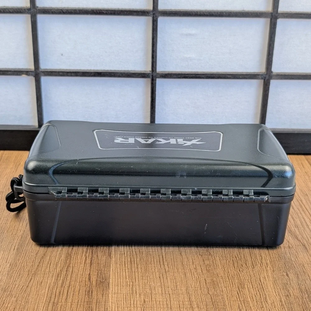 XIKAR Travel Humidor Black Waterproof Crushproof 5-Cigar Case